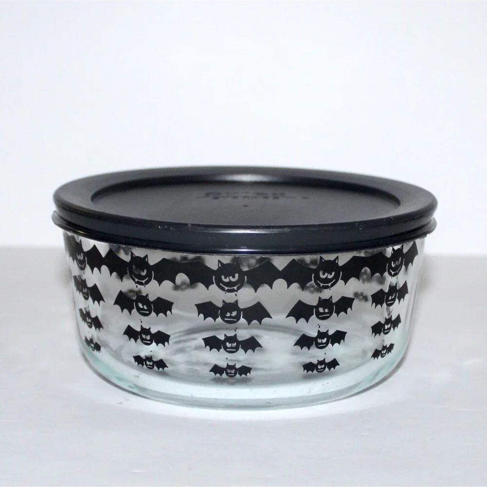 Pyrex great storage